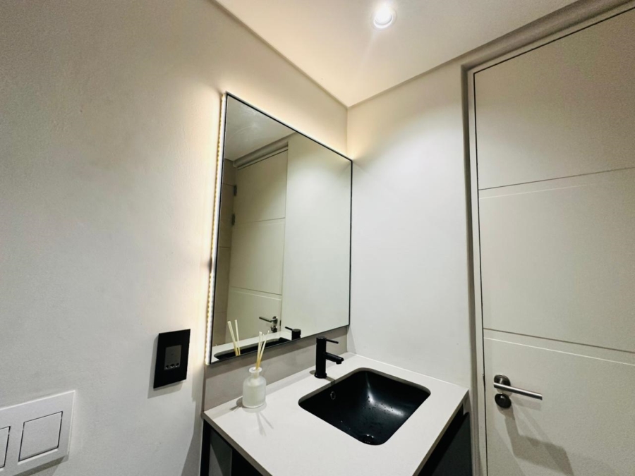 1 Bedroom Property for Sale in De Waterkant Western Cape